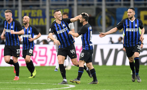 一名可以在 一名可以在