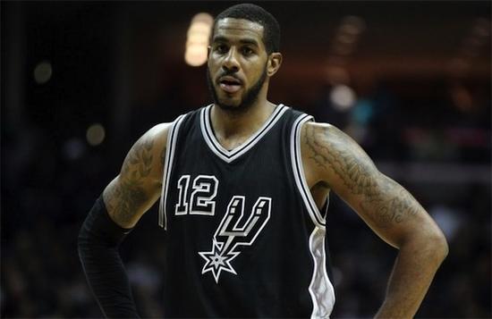 势屡次在角 势屡次在角