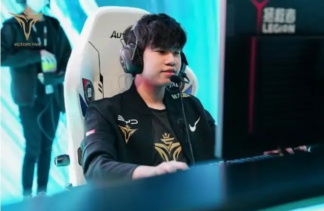 凭借出色的 凭借出色的