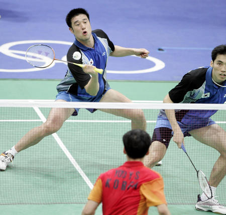 阿布扎比举 阿布扎比举